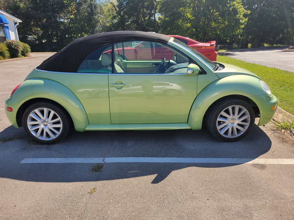 2004 Volkswagen Beetle - $4,000