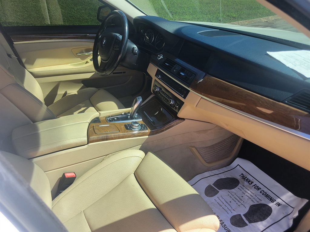 2011 BMW 550i - $7,500