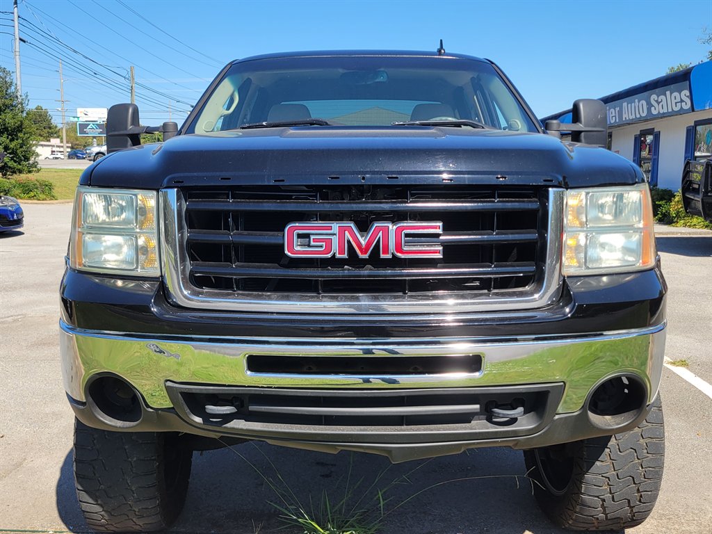 2007 GMC Sierra - $9,000