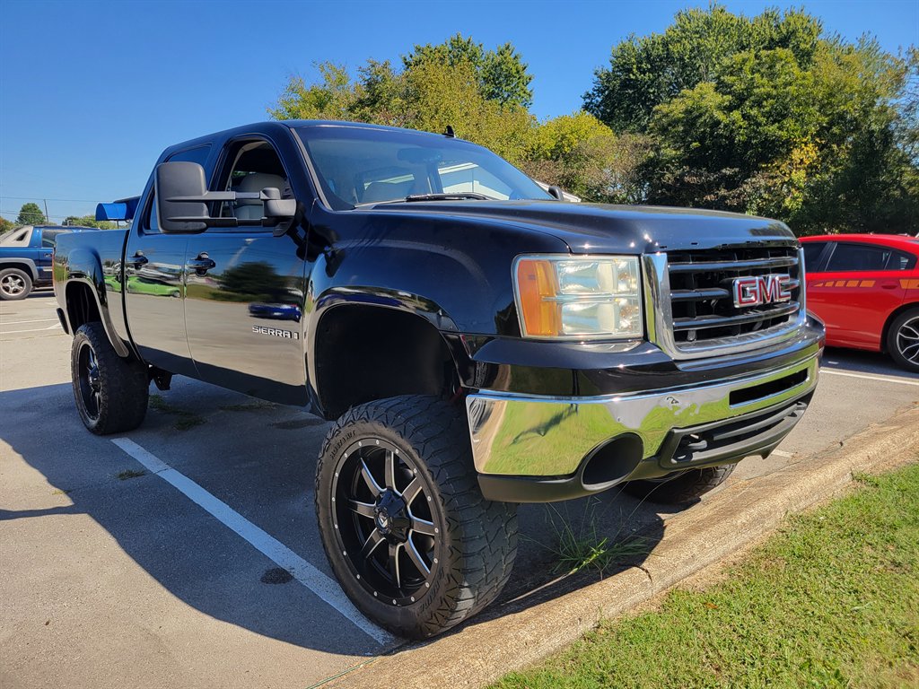 2007 GMC Sierra - $9,000