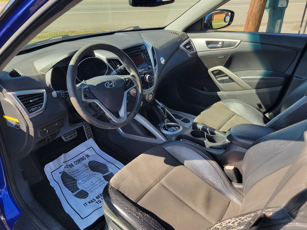 2013 Hyundai Veloster - $3,000