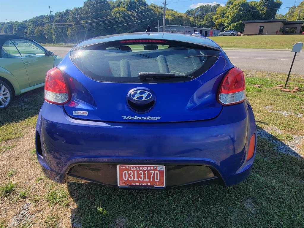 2013 Hyundai Veloster - $3,000