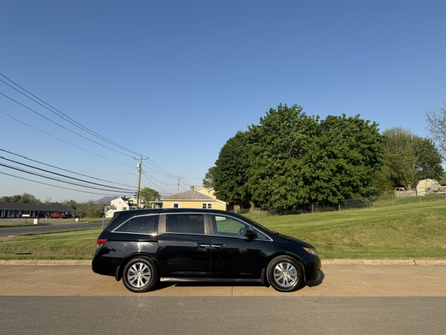 2014 Honda Odyssey - $11,500