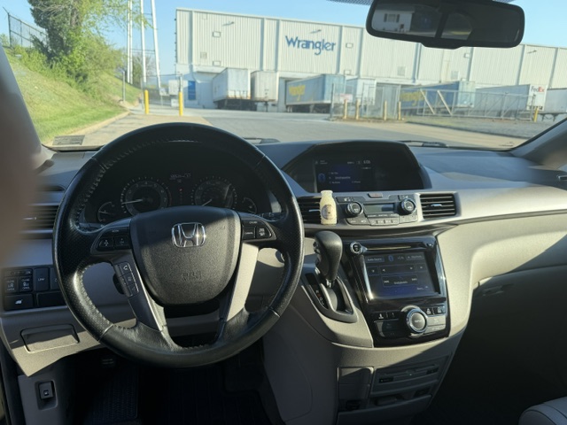 2014 Honda Odyssey - $11,500