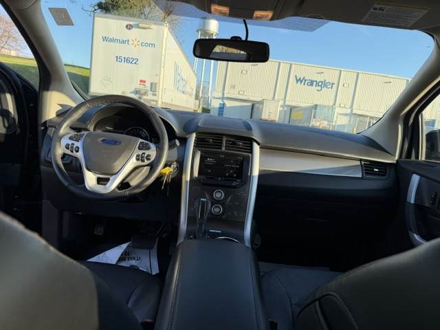 2014 Ford Edge - $9,999