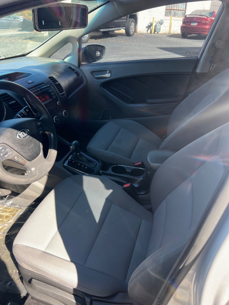 2017 Kia Forte - $5,995