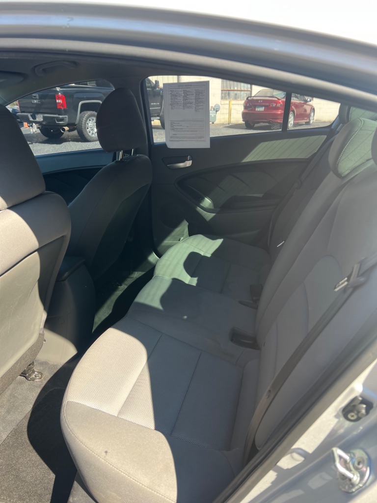 2017 Kia Forte - $5,995