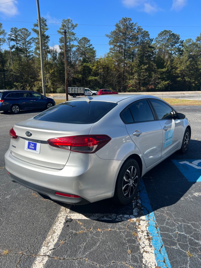 2017 Kia Forte - $5,995