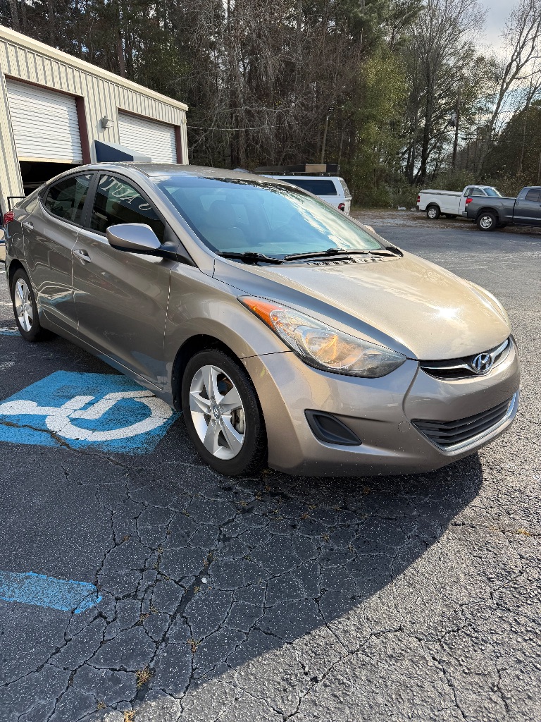 2013 Hyundai Elantra - $6,500