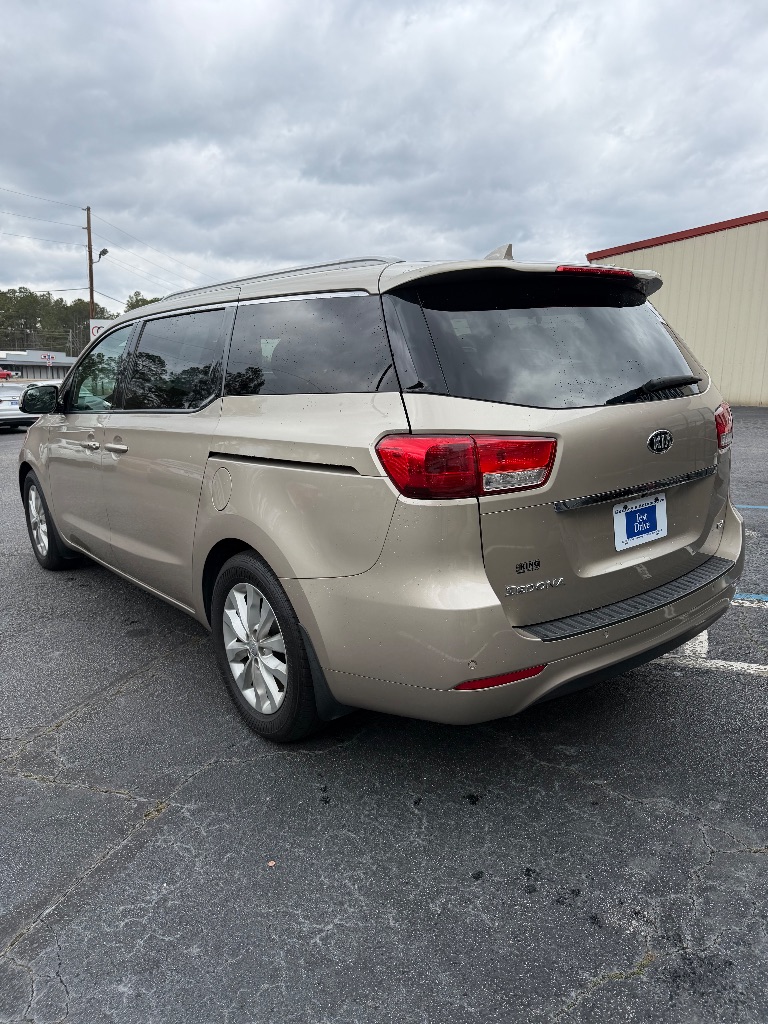 2016 Kia Sedona - $6,500