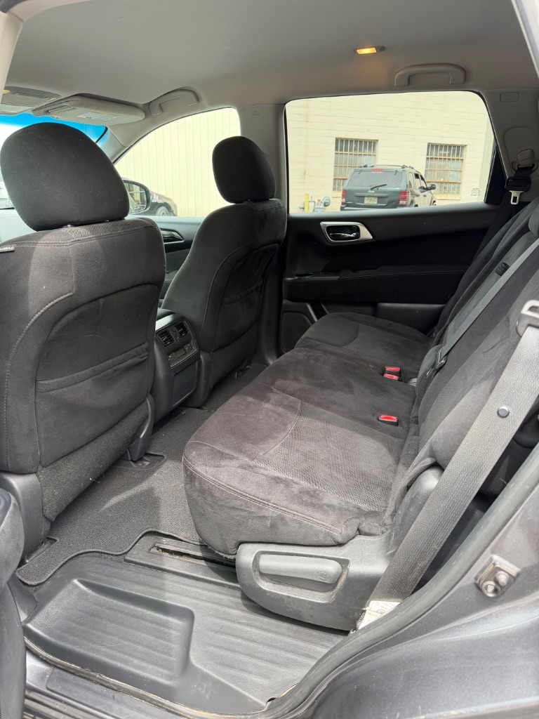 2015 Nissan Pathfinder - $5,995