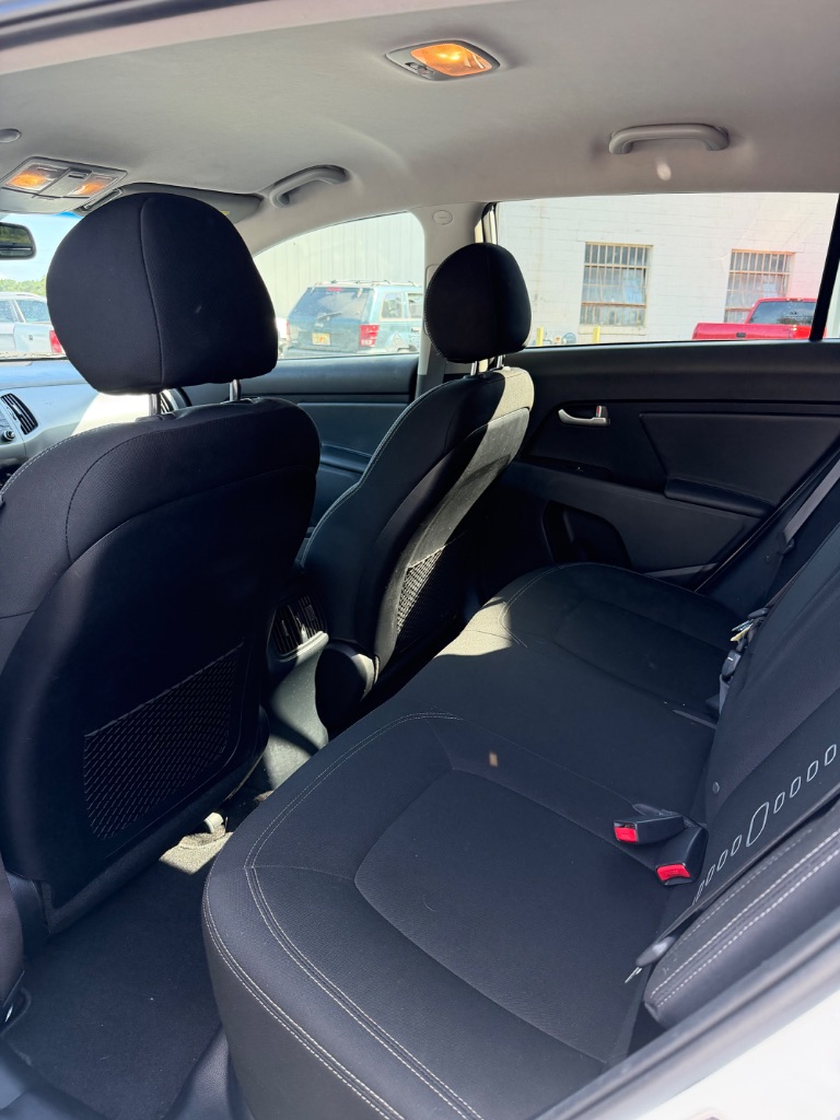 2015 Kia Sportage - $7,000