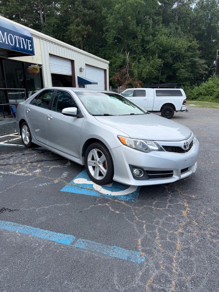 2013 Toyota Camry - $7,000