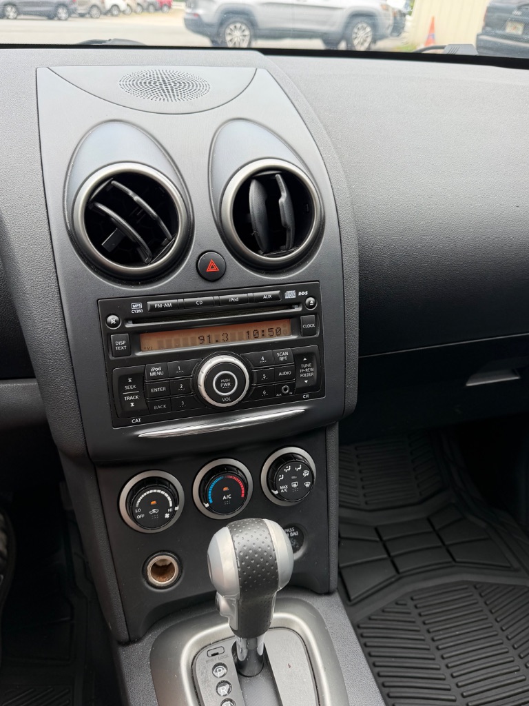 2013 Nissan Rogue - $4,500