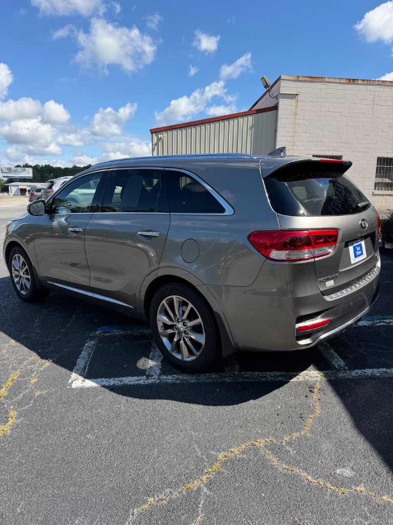 2016 Kia Sorento - $7,500