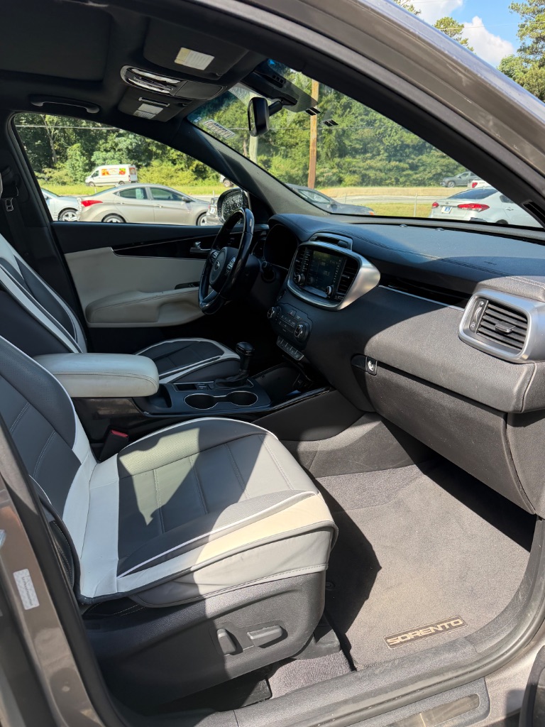 2016 Kia Sorento - $7,500