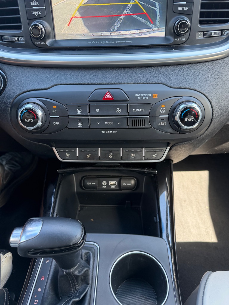 2016 Kia Sorento - $7,500