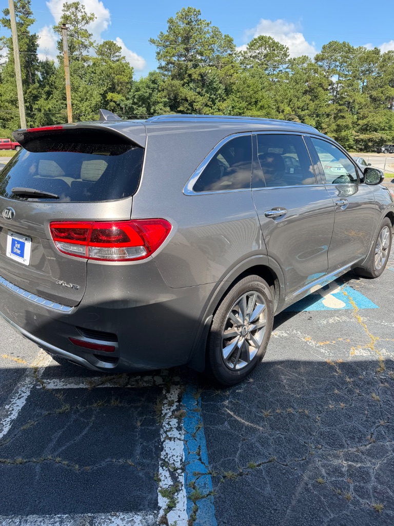 2016 Kia Sorento - $7,500
