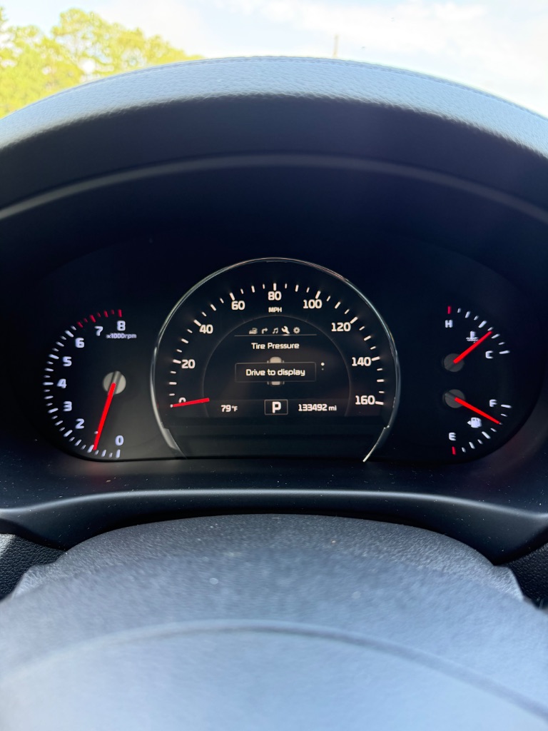 2016 Kia Sorento - $7,500