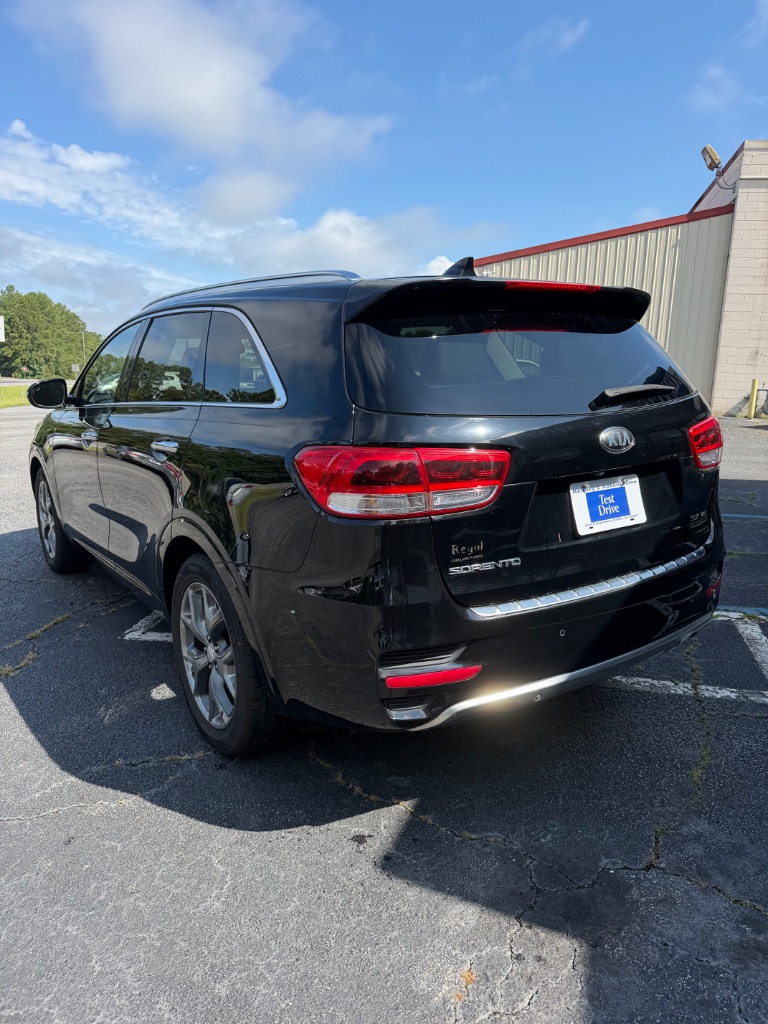 2016 Kia Sorento - $7,500