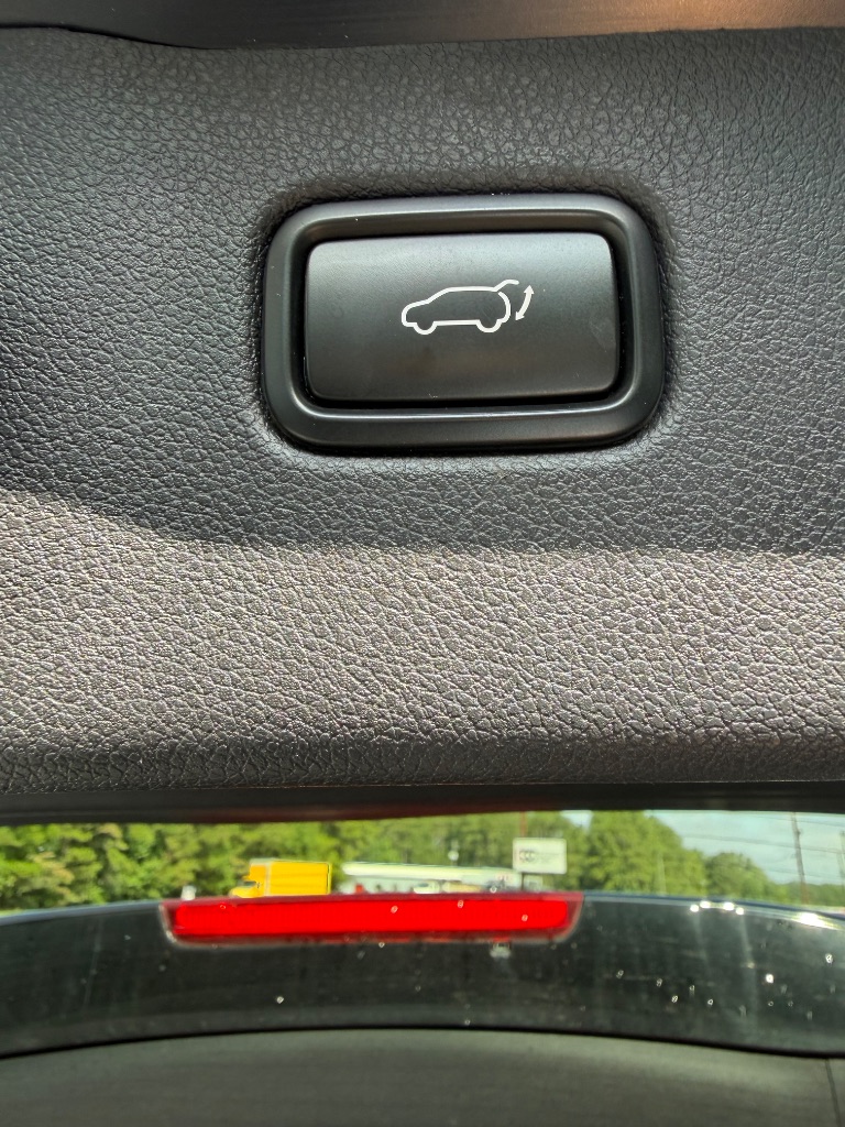 2016 Kia Sorento - $7,500