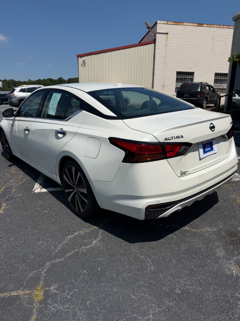 2019 Nissan Altima - $8,995