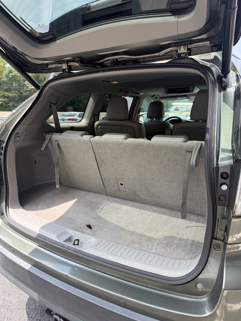 2014 Toyota Highlander - $12,900