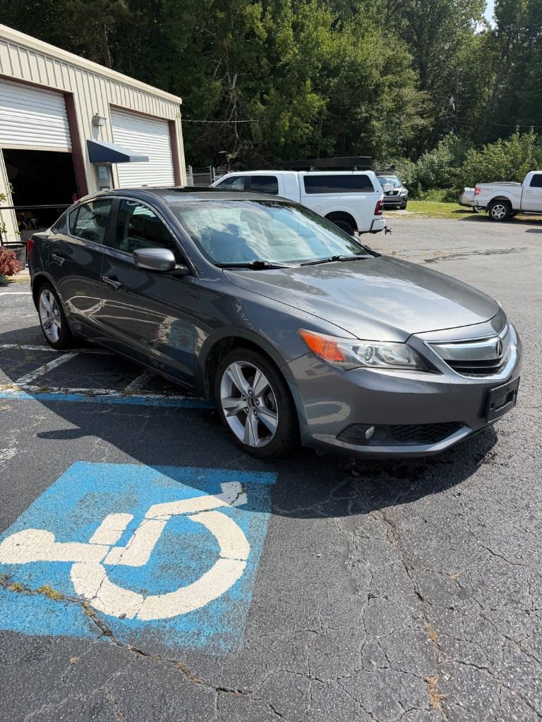 2013 Acura ILX - $6,500