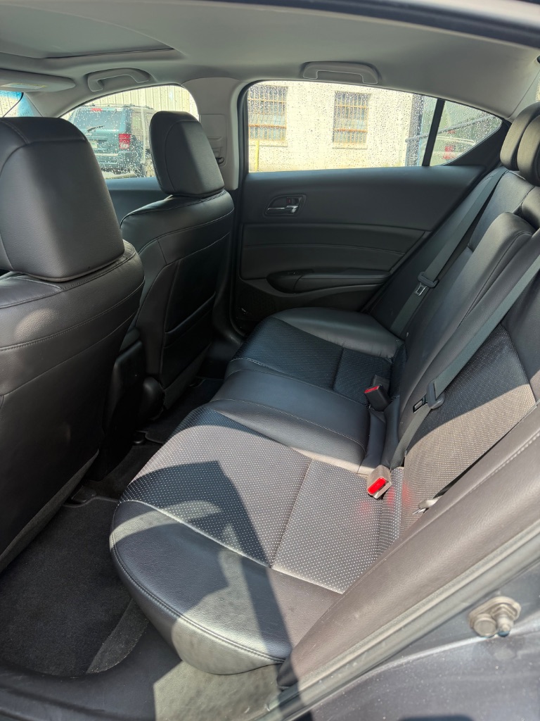 2013 Acura ILX - $6,500