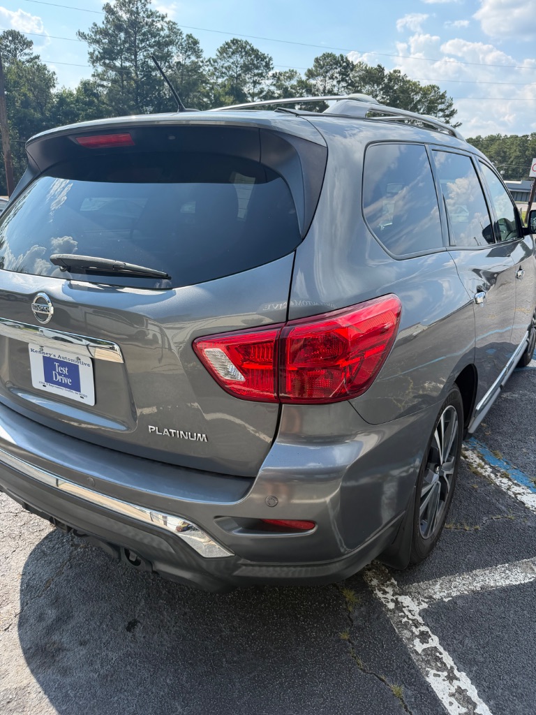 2018 Nissan Pathfinder - $9,500