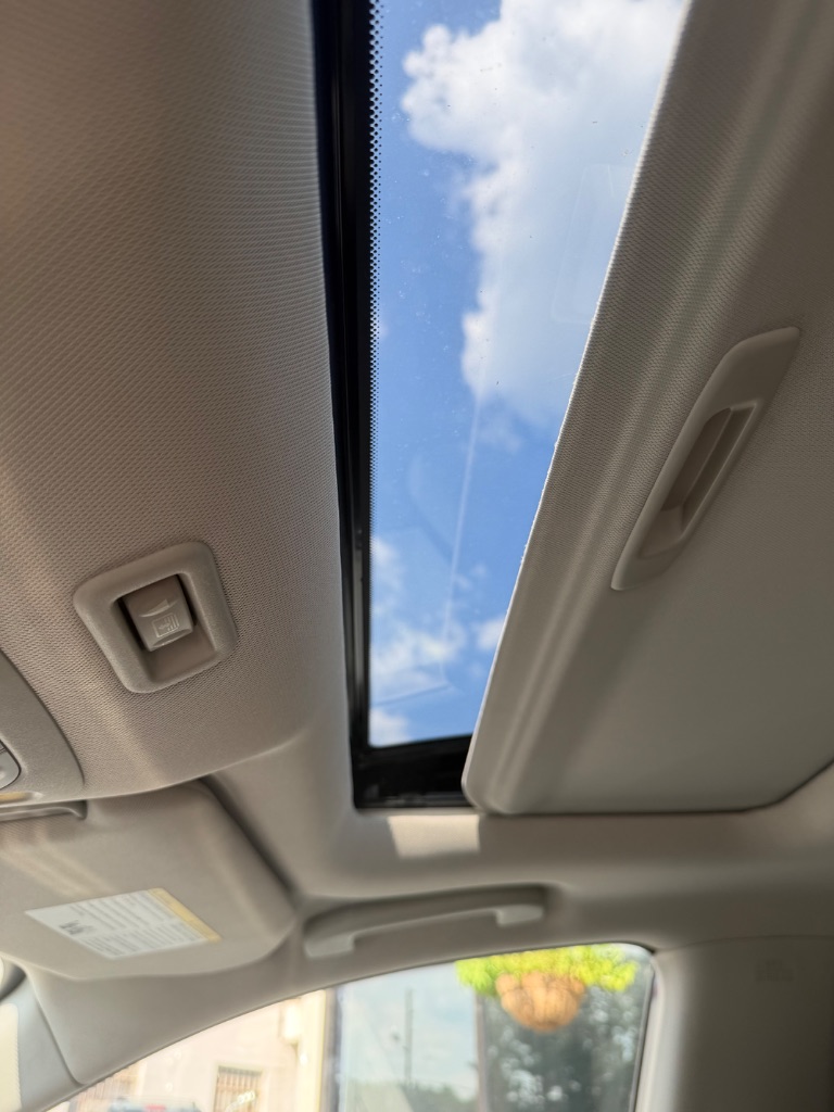 2018 Nissan Pathfinder - $9,500