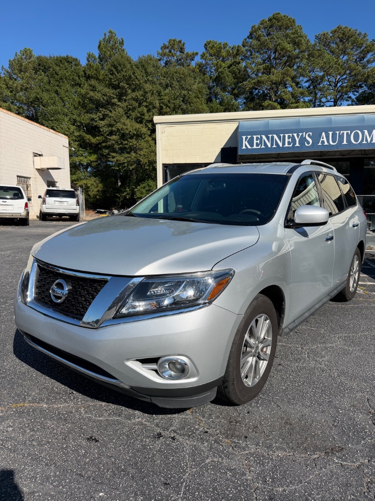 2016 Nissan Pathfinder - $5,500