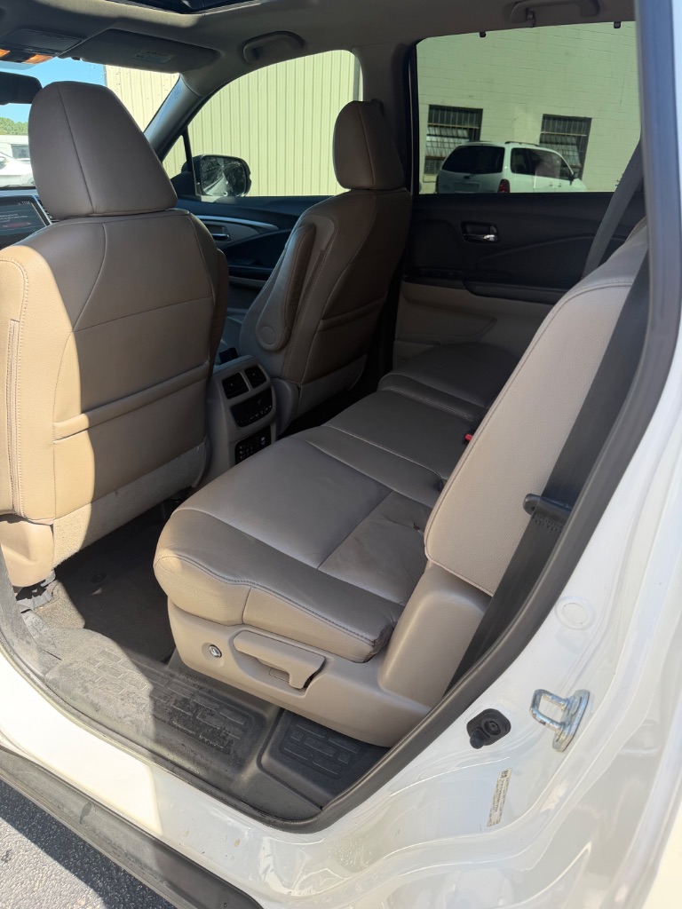 2016 Honda Pilot - $11,500