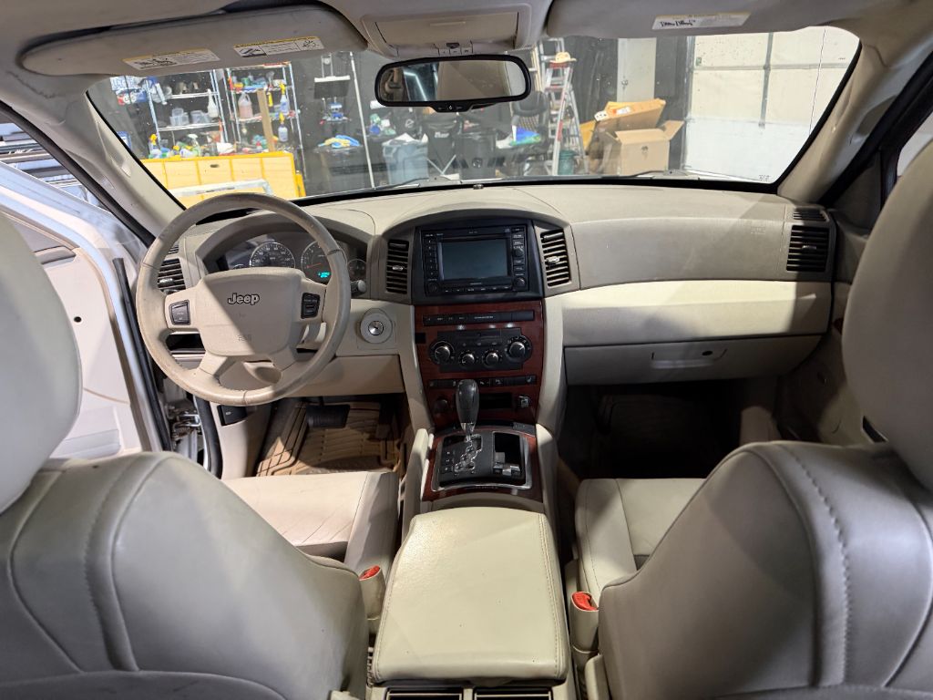 2007 Jeep Cherokee - $5,499
