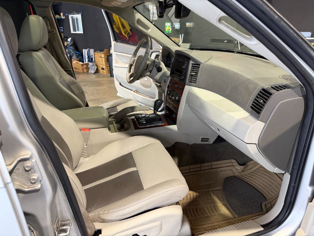 2007 Jeep Cherokee - $5,499