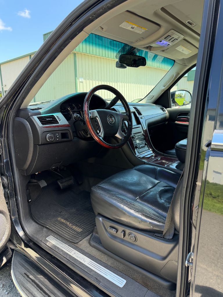 2007 Cadillac Escalade - $6,499