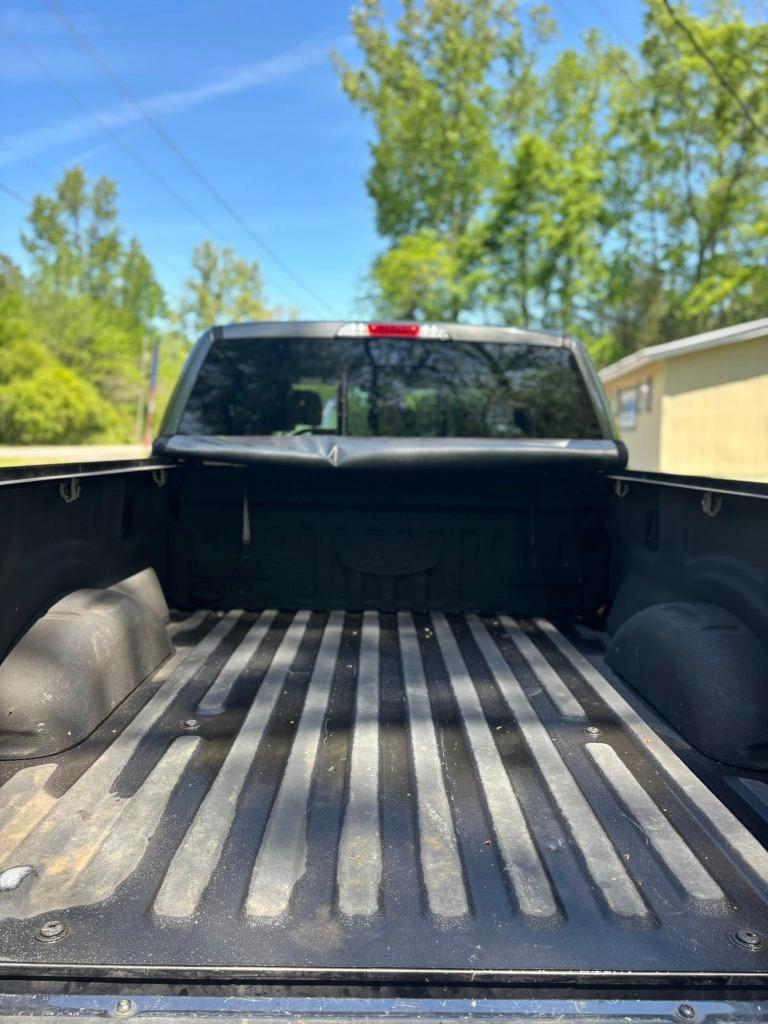 2017 Ford F-150 - $24,995