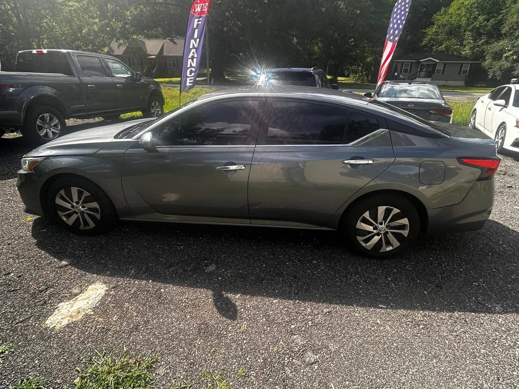 2020 Nissan Altima - $8,495