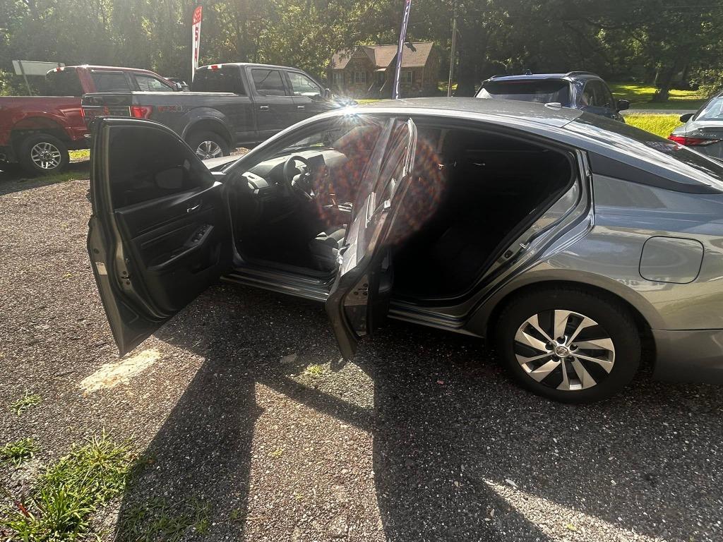 2020 Nissan Altima - $8,495