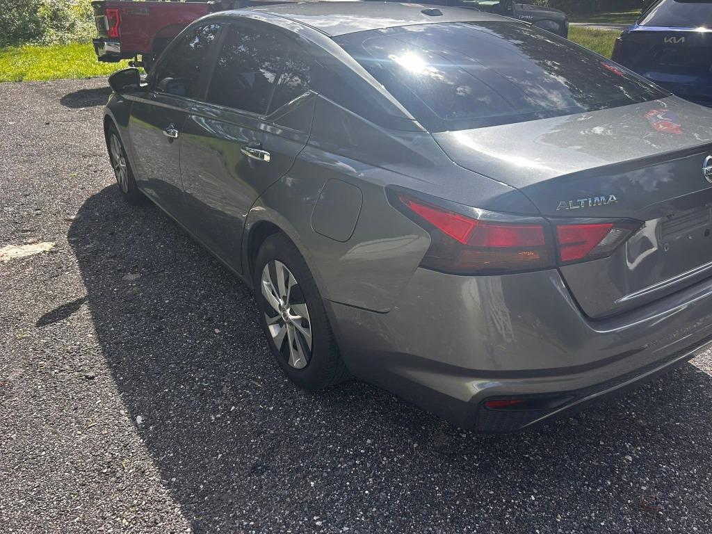 2020 Nissan Altima - $8,495