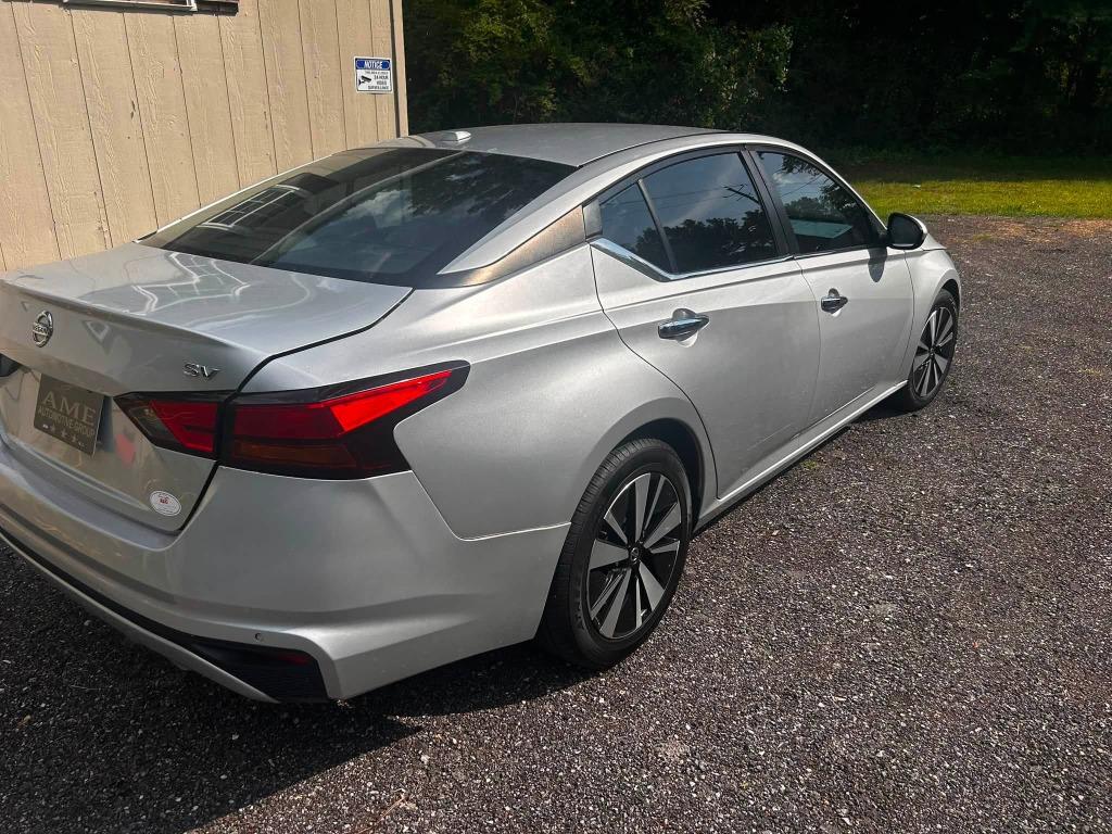 2021 Nissan Altima - $9,450