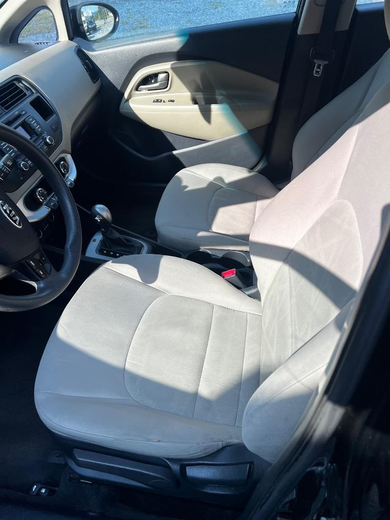 2014 Kia Rio - $5,150