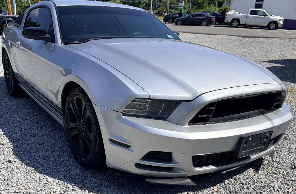 2013 Ford Mustang - $10,950