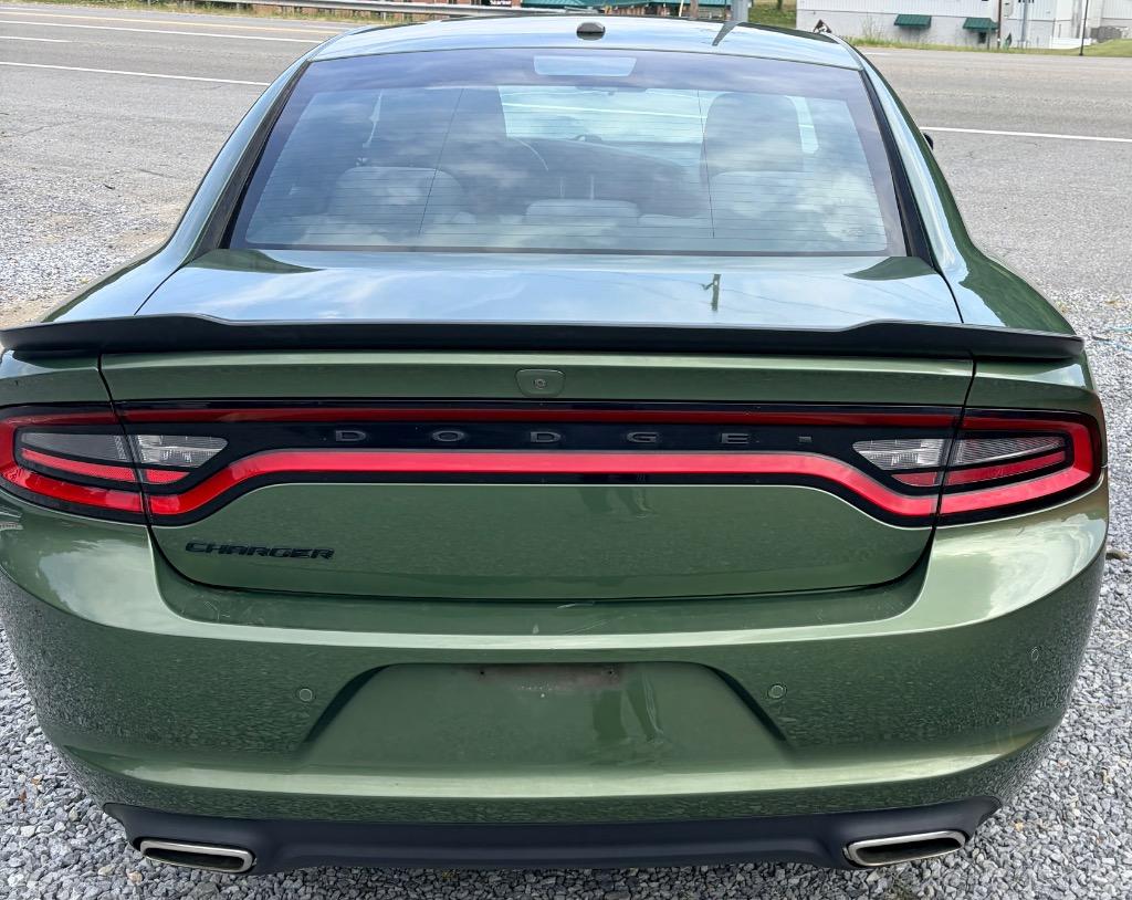 2020 Dodge Charger - $10,825