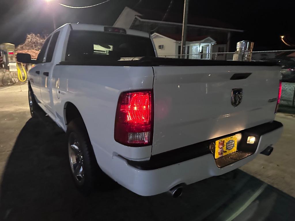 2017 Ram 1500 - $19,995