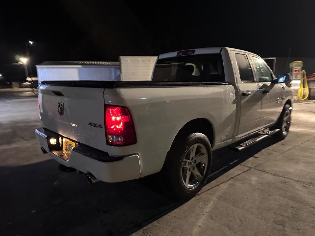 2017 Ram 1500 - $19,995