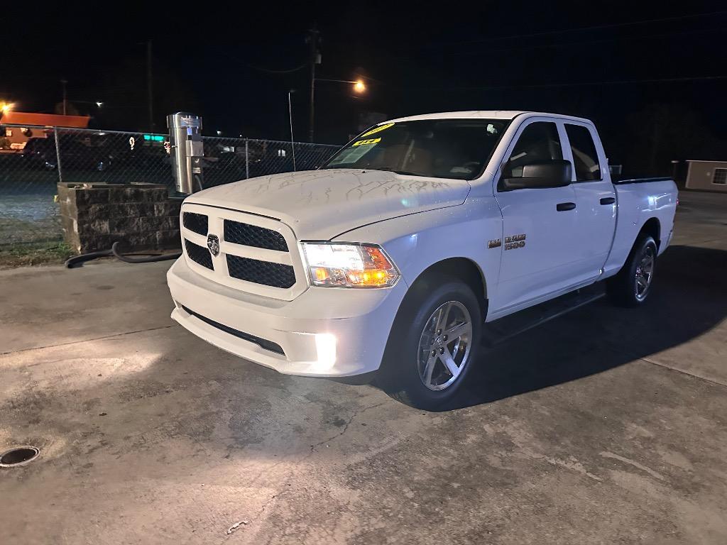 2017 Ram 1500 - $19,995