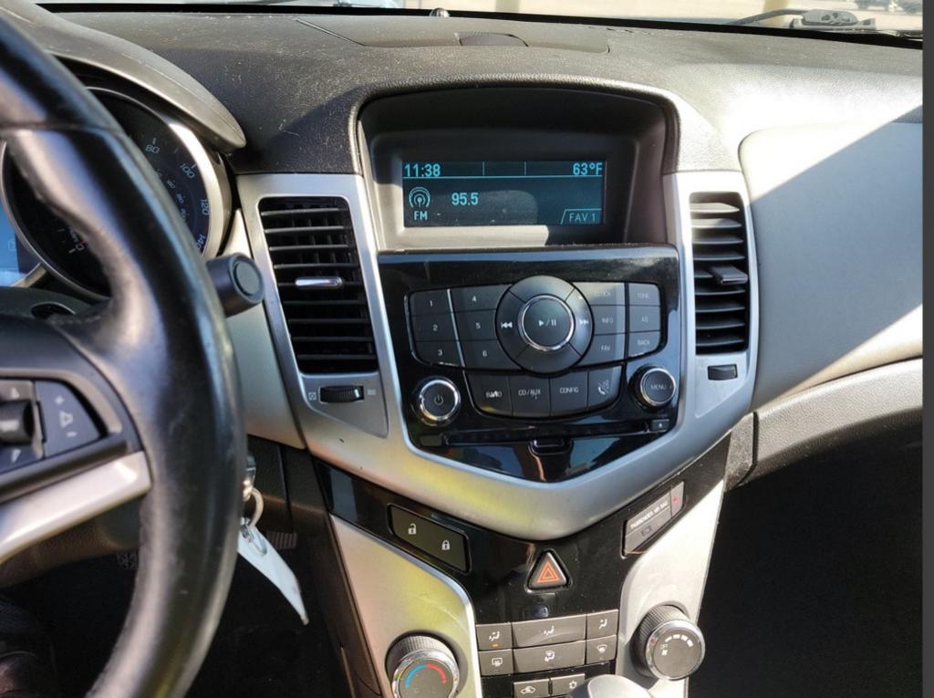 2011 Chevrolet Cruze - $4,995