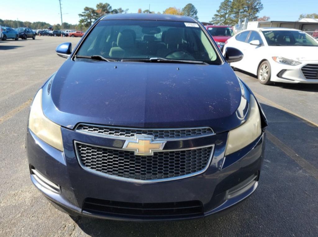 2011 Chevrolet Cruze - $4,995