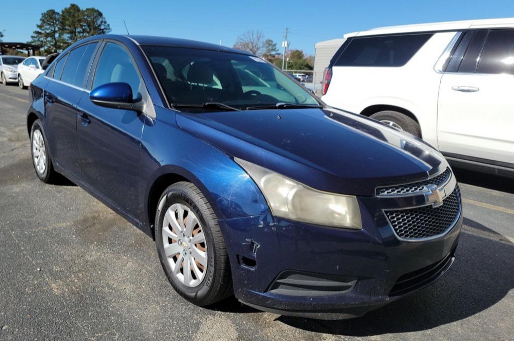 2011 Chevrolet Cruze - $4,995